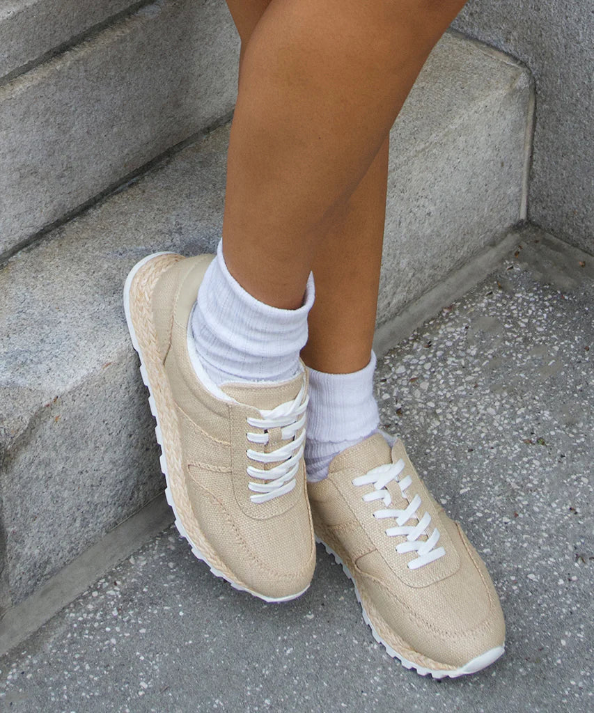 Dolce Vita Ayita Sneakers in Lt Natural Raffia