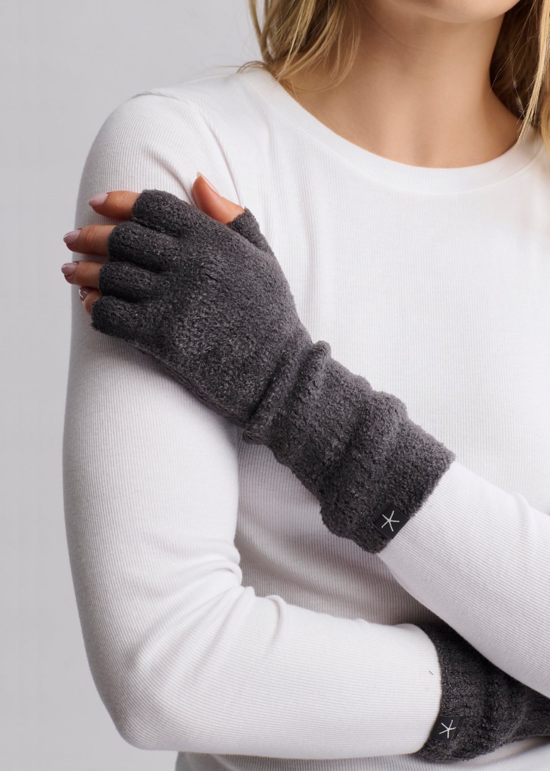 Barefoot Dreams CozyChic Lite Fingerless Gloves - Carbon