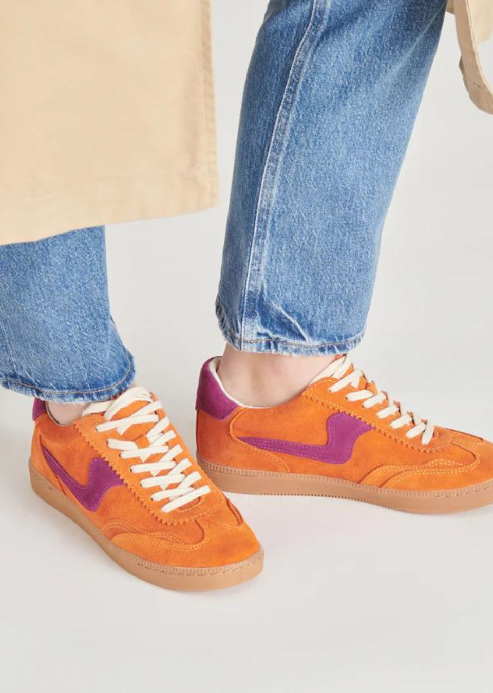 Dolce Vita Notice Sneaker in Orange Multi Suede