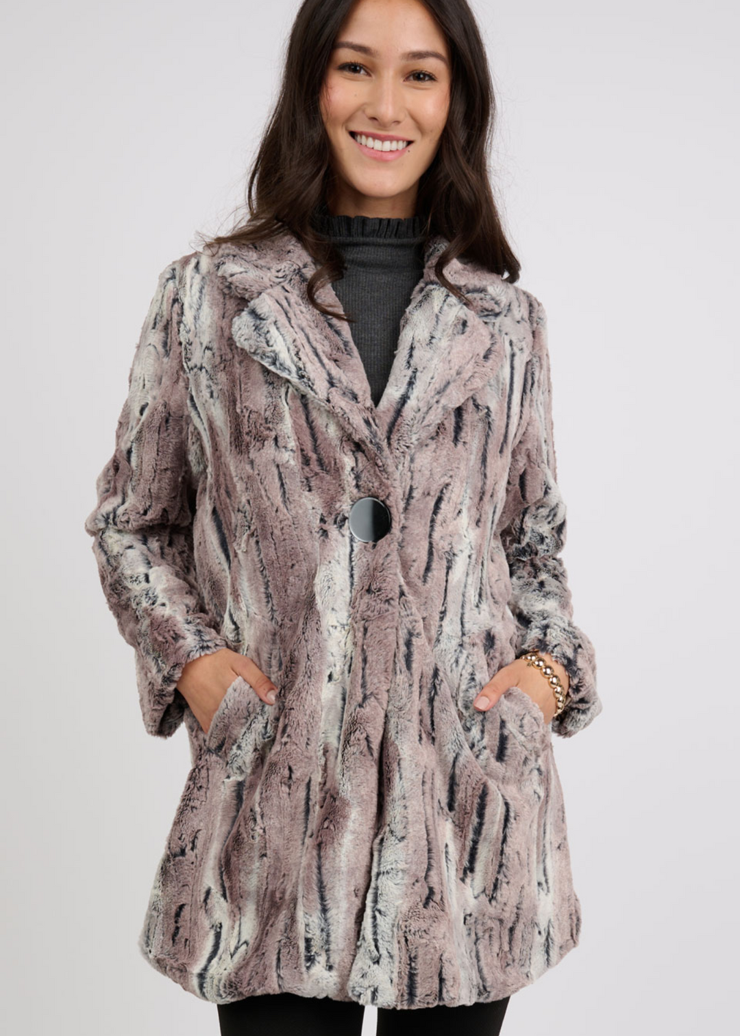 Ivy Jane Faux Mountain Fox Coat in Pewter