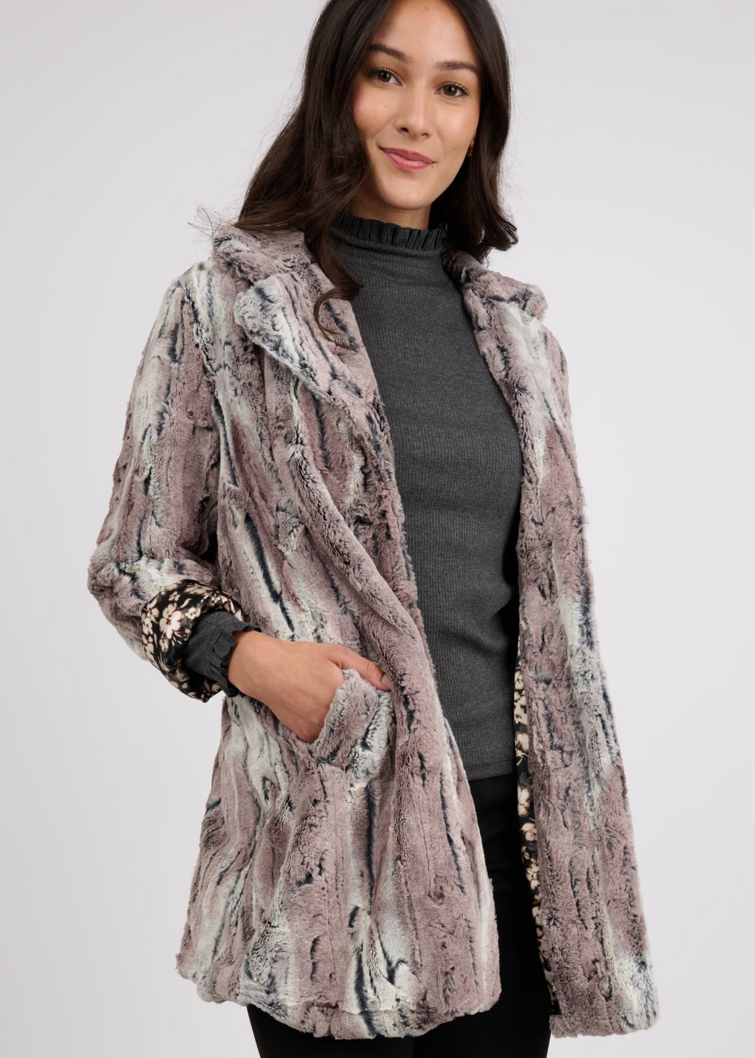 Ivy Jane Faux Mountain Fox Coat