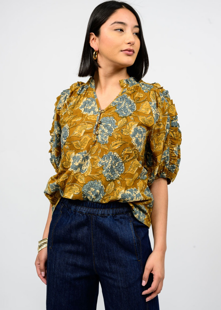 Ivy Jane Hydrangea Puff Sleeve Top