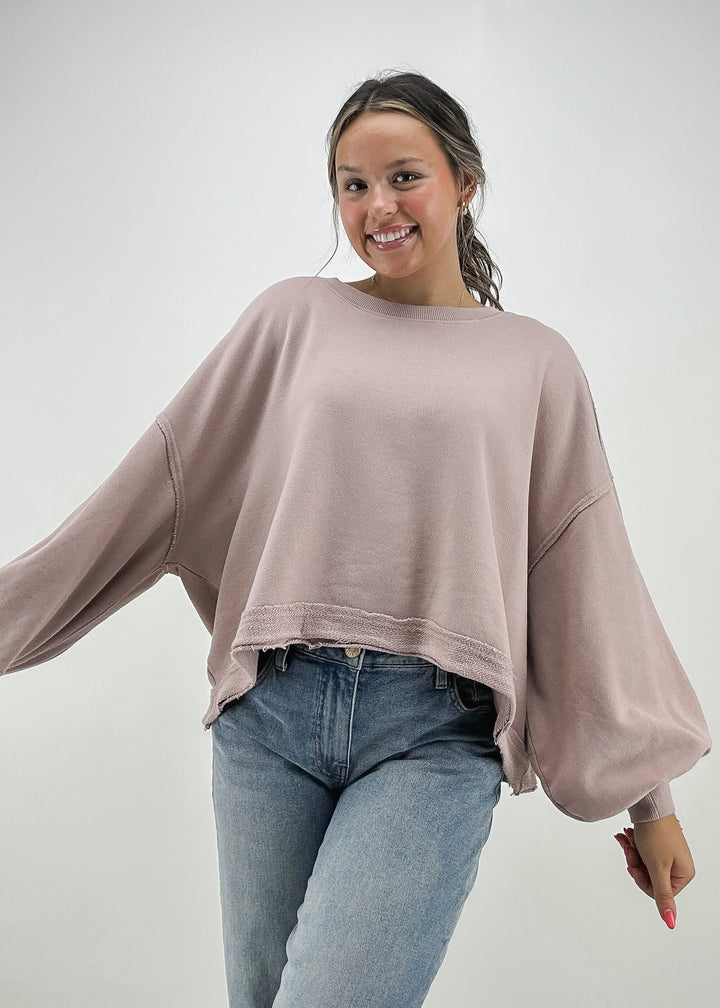 dusty pink women's crew neck sweatshirt with bubble sleeves